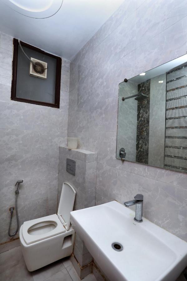 Hotel Toto International Dx Ню Делхи Екстериор снимка